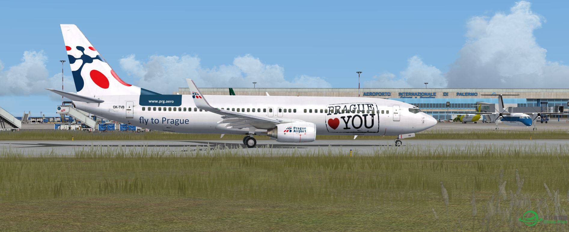 B737 Prague @ LICJ-8726 
