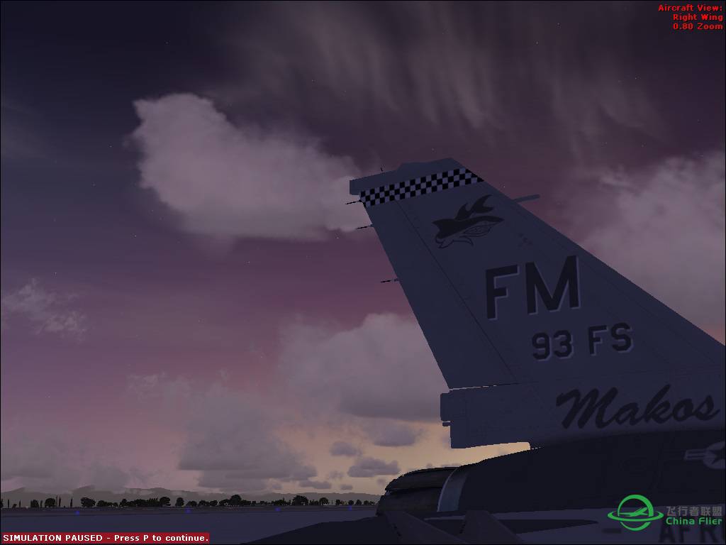 黄昏中的芒廷霍姆空军基地-7673 