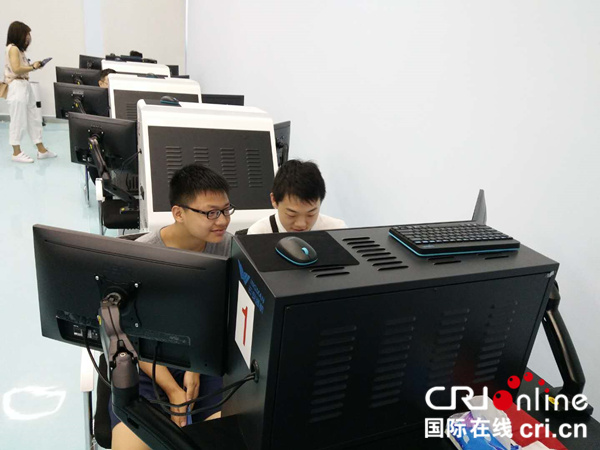 不吹流弊：这可能是2018全国销量最大的模拟器单品-32 