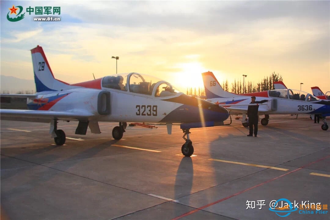 我国飞行员培养模式浅谈-432 