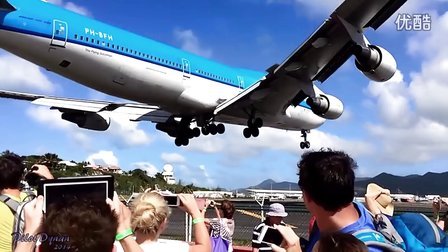 波音747霸气降落朱莉安娜机场，飞机触手可及-6703 