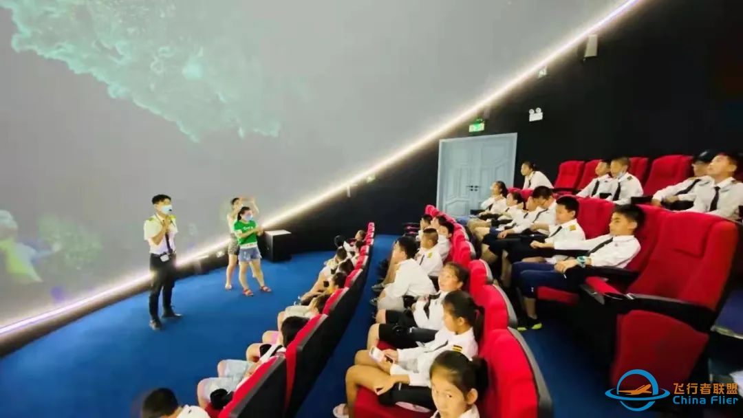 [飞行奇遇记2.0升级版上线]5月3日,变身中国小机长,get开飞机新技能,波音塞斯纳双机型驾驶,机场安检情景模拟,5D影院~-959 
