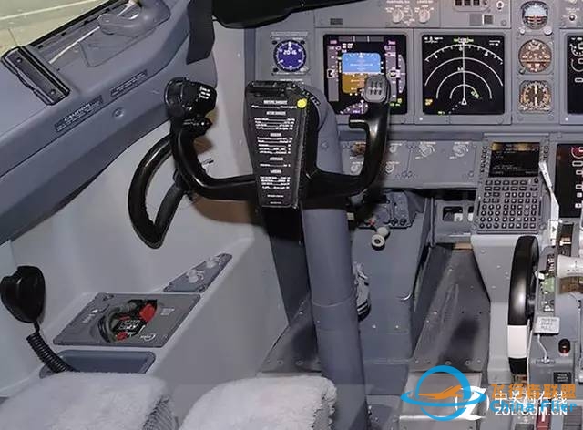 【机务】走进波音737飞机驾驶舱-755 
