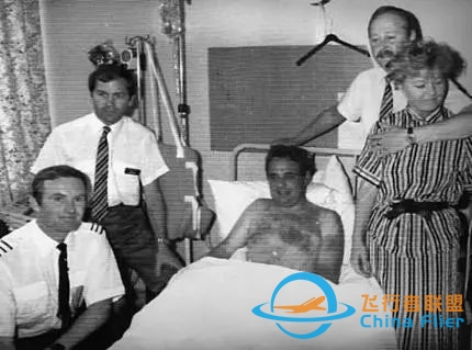 玻璃破裂再度引发“空中浩劫”,一根安全带换回川航生还奇迹-2862 