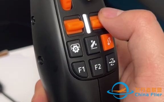 一键翻转，一键升降，图马思特农机模拟器功能体验-6400 